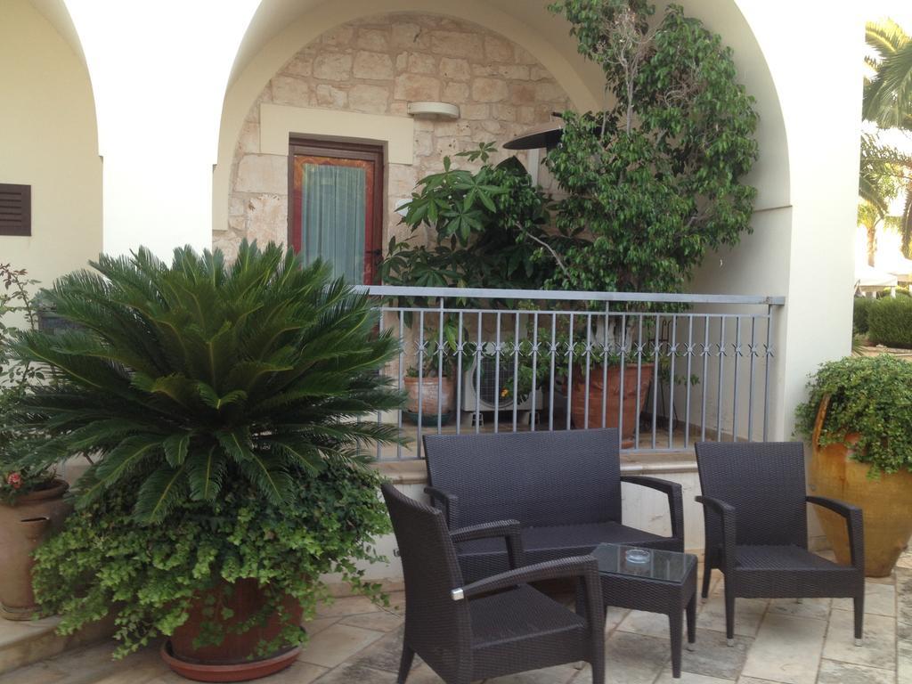 Masseria Casale Dei Fornici Полиньяно-а-Маре Экстерьер фото